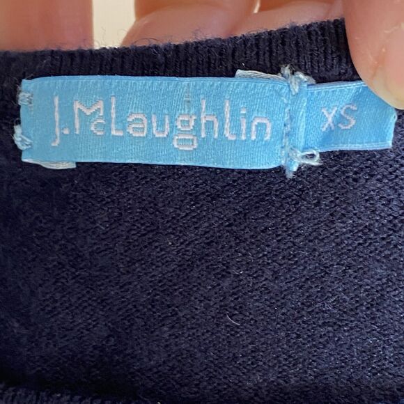 J. McLaughlin Sweater Size XS Navy Blue White Striped Lightweight Top Classic - Picture 5 of 7